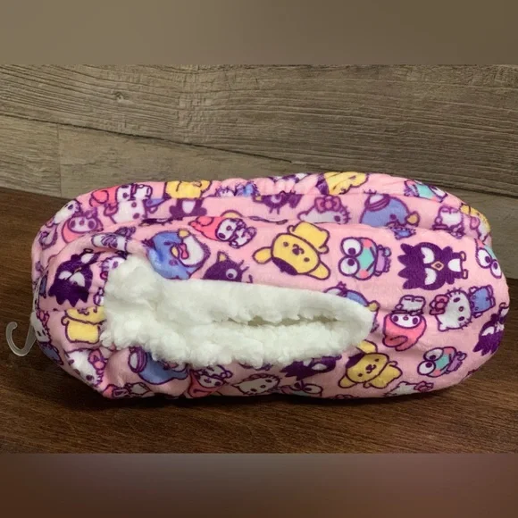 Hello Kitty & Friends Fuzzy - NEW - Picture 4 of 5